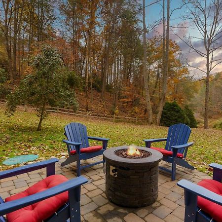 Villa Gatlinburg Mountain Heaven Retreat Exterior foto